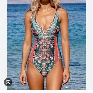 New Cupshe Green Floral Patterned One-Piece Swimsuit S